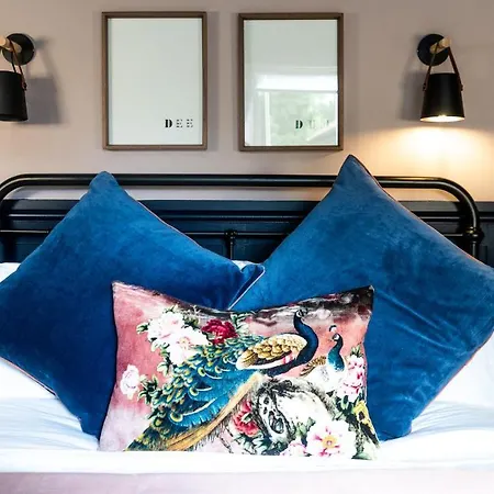 The Queens Hotel Chew Magna